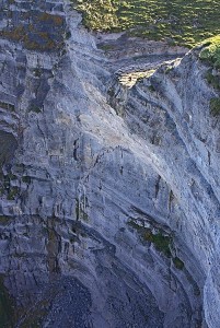 750_13002_Salto_Nervion Damián (si, ese punto en la zona soleada) en el salto del Nervión